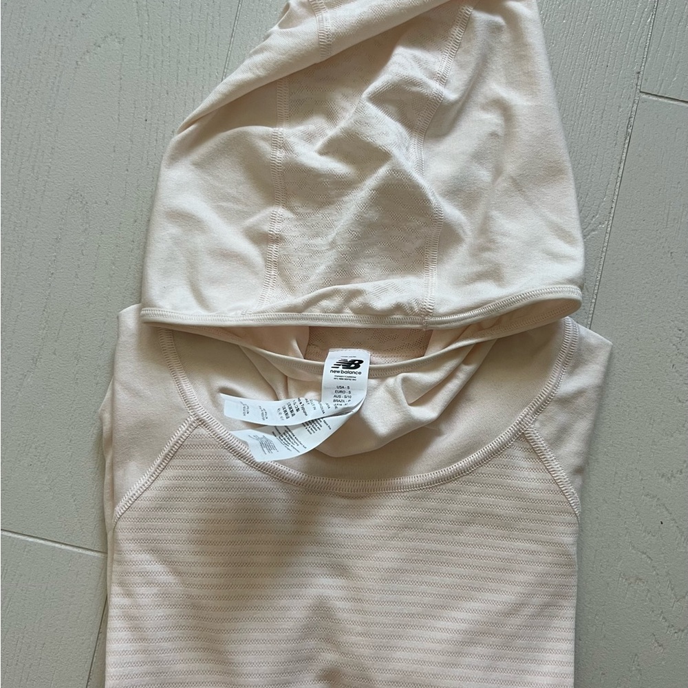 NWOT New Balance Long Sleeve performance top
